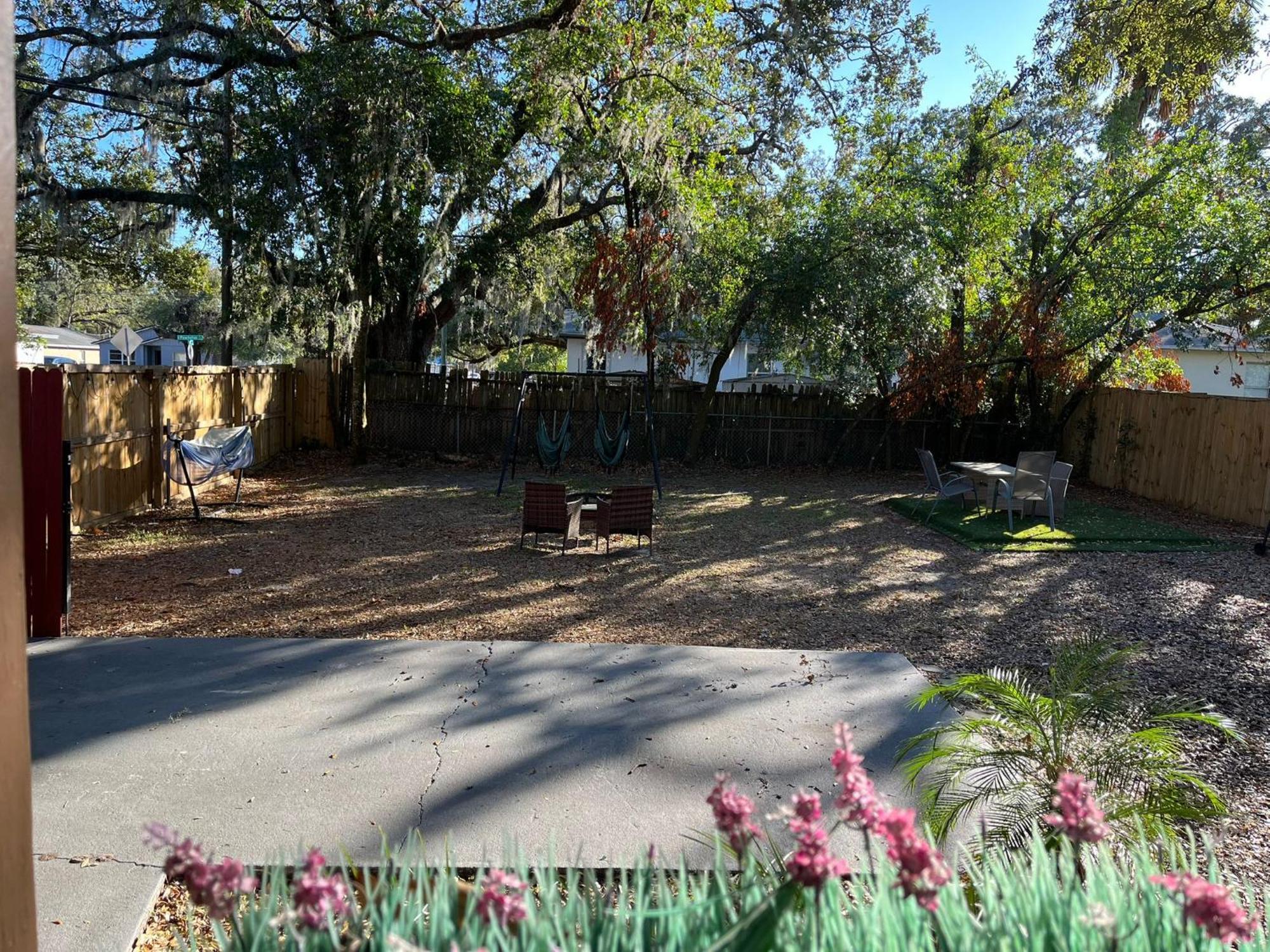 Cozy Home In Tampa Near Ybor & Busch Gardens Exterior photo